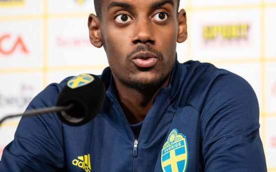 Arsenal Targets Alexander Isak for 2025 Summer Transfer