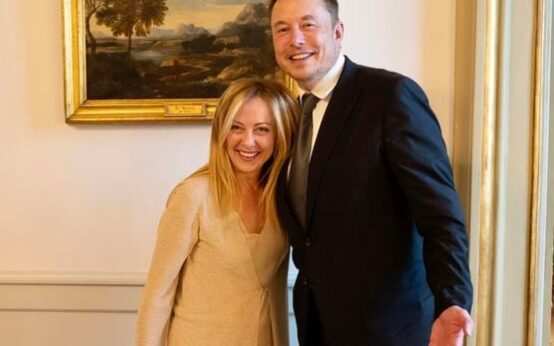 Giorgia Meloni and Elon Musk, in a meeting in Rome