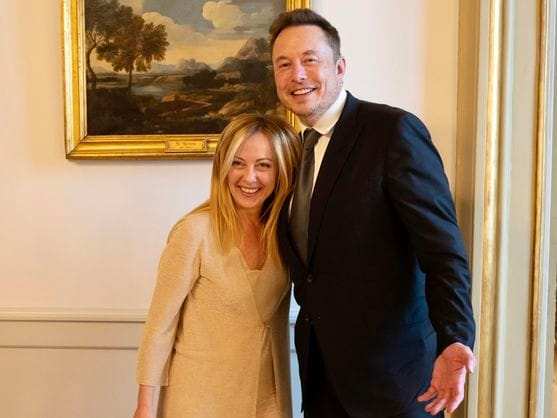 Giorgia Meloni and Elon Musk, in a meeting in Rome