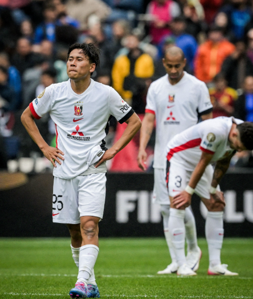 Urawa Reds fail to score despite early opportunities