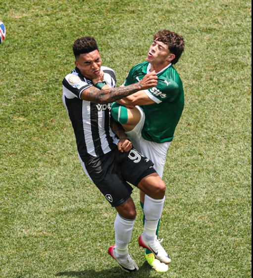 Drama for Palmeiras With Red Card in Final Moments