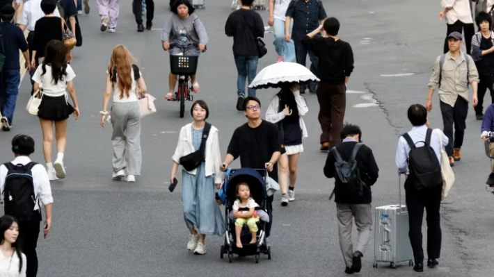 Why Japan’s Population Is Shrinking