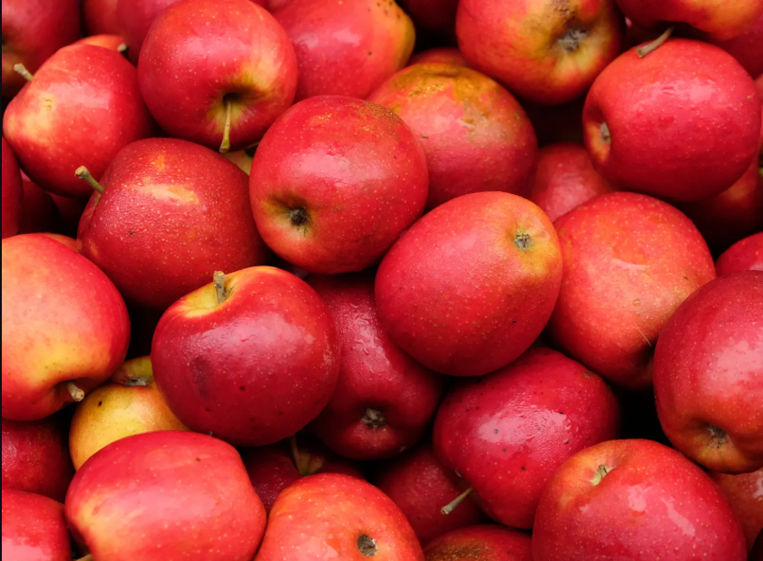 Why Eating Apples Every Day Can Be Good for Your Kidneys