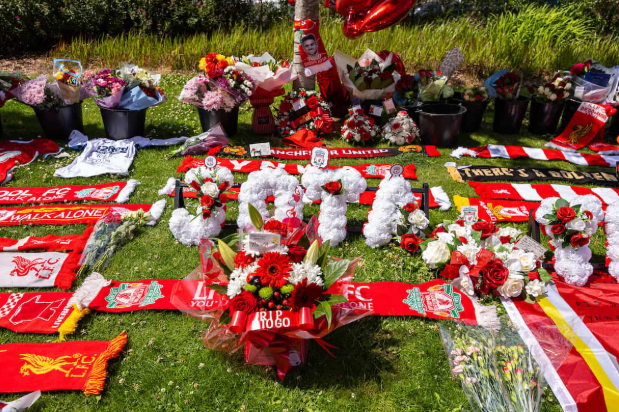 Fans Mourn and Celebrate His Life Liverpool Diogo Jota