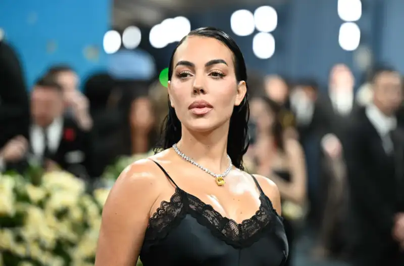 Georgina Rodríguez: A Strong and Independent Woman
